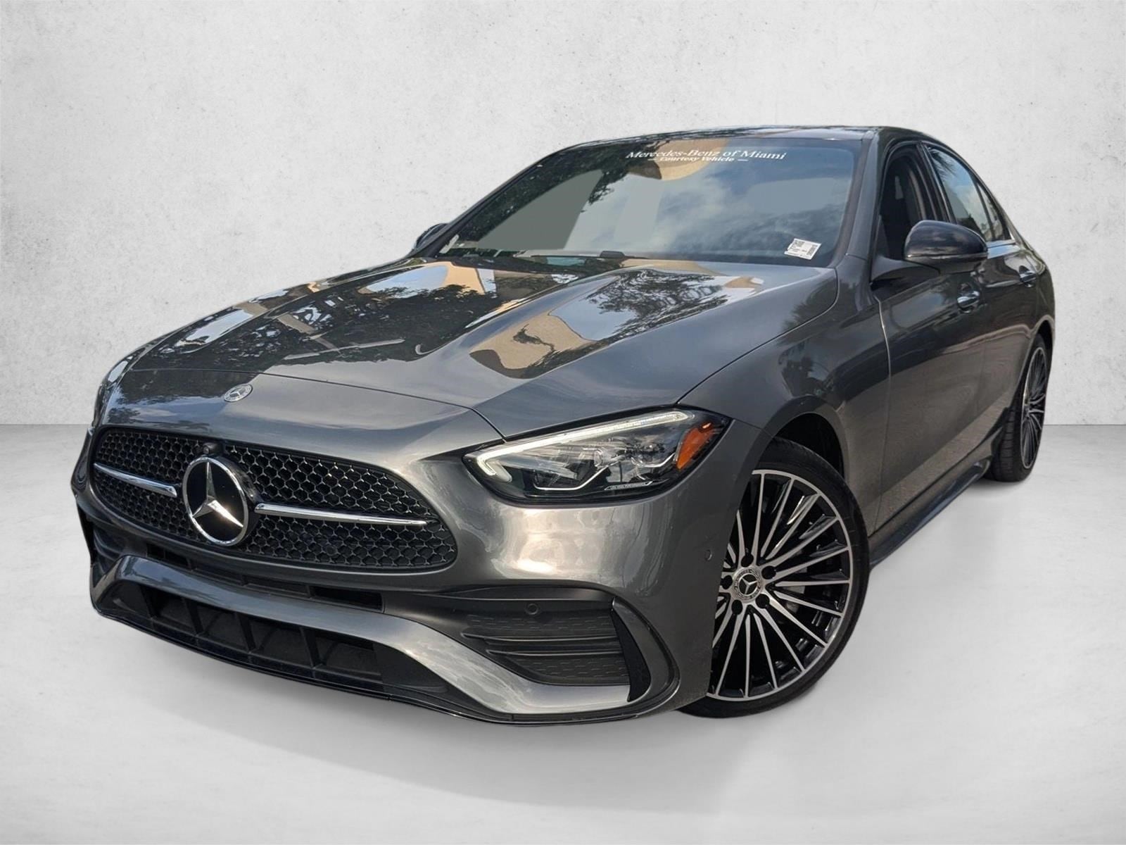 2025 Mercedes-Benz C-Class Sedan C 300's photo