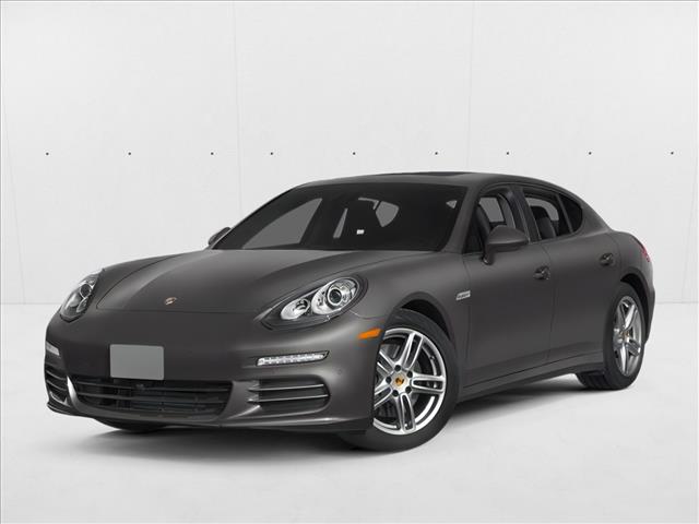 2014 Porsche Panamera S's photo