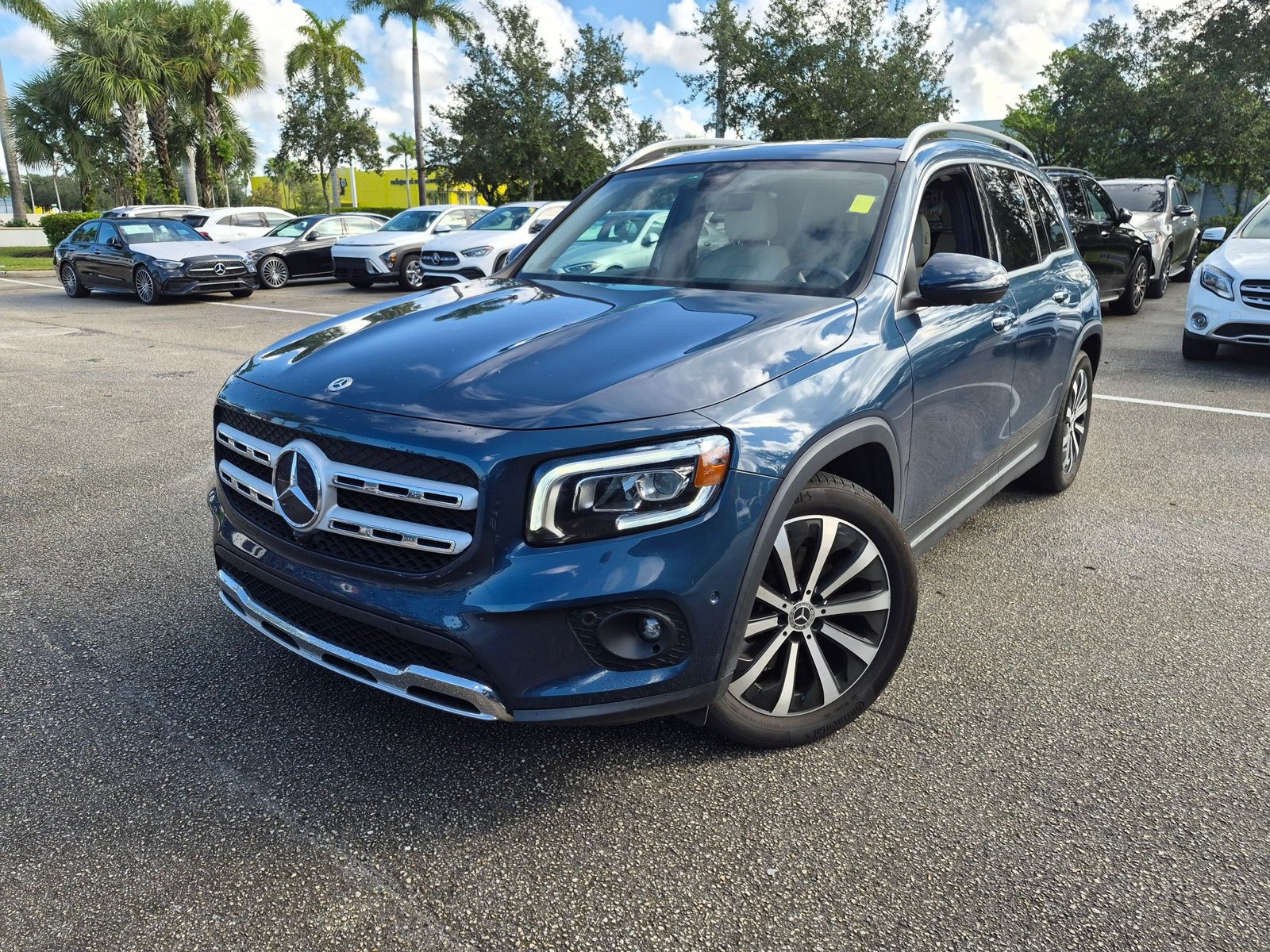  Mercedes-Benz GLB