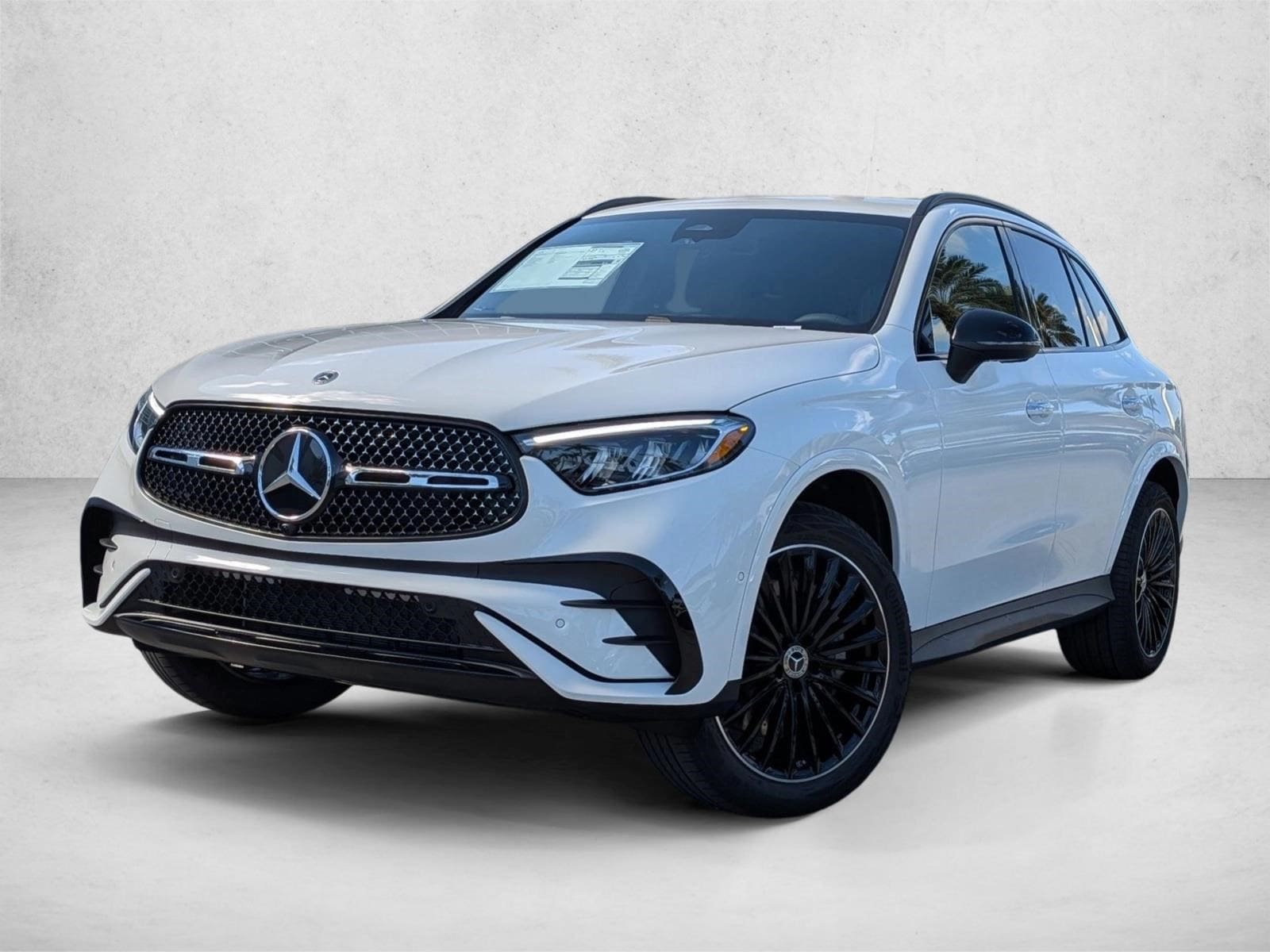 2026 Mercedes-Benz GLC Base's photo