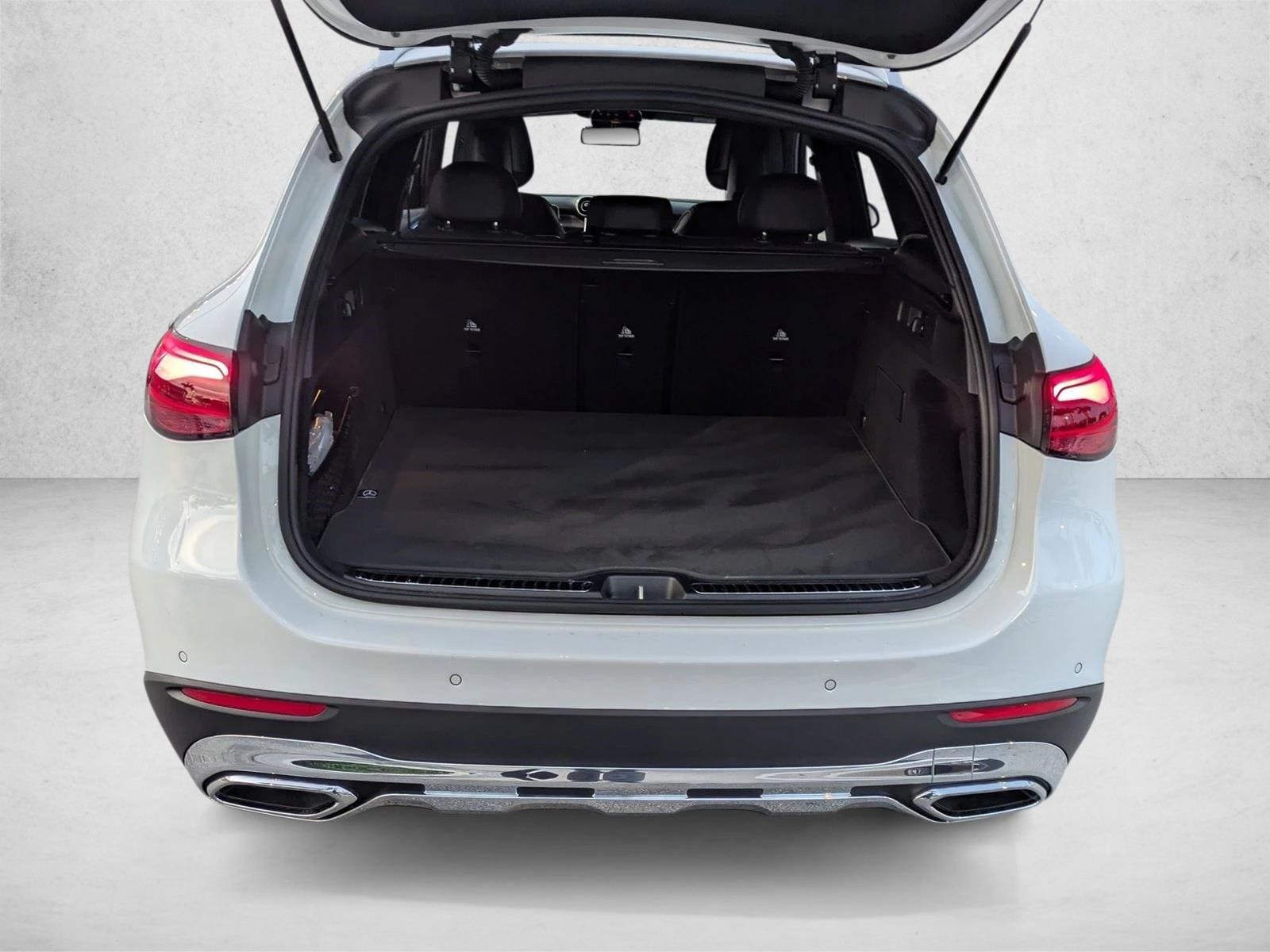 2026 Mercedes-Benz GLC Base - Photo 6