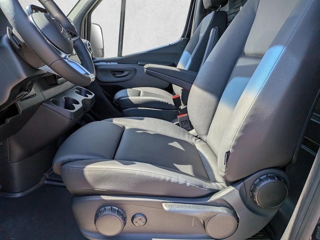 New 2026 Mercedes-Benz Sprinter Cargo Van 2500 High Roof I4 Diesel HO 170" RWD Van Cargo Van