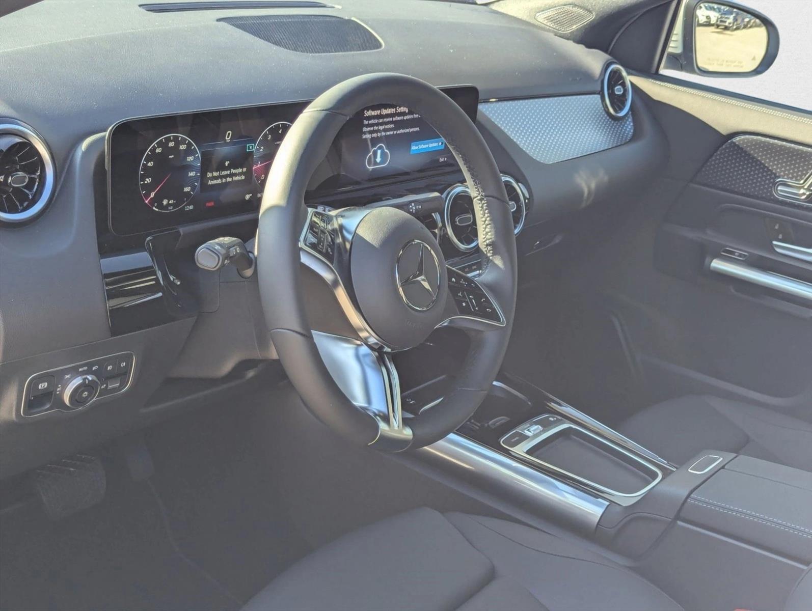 2026 Mercedes Benz GLA 250 photo 3