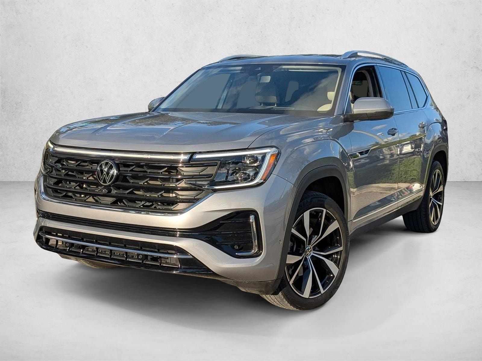 2024 Volkswagen Atlas SEL Premium R-Line's photo