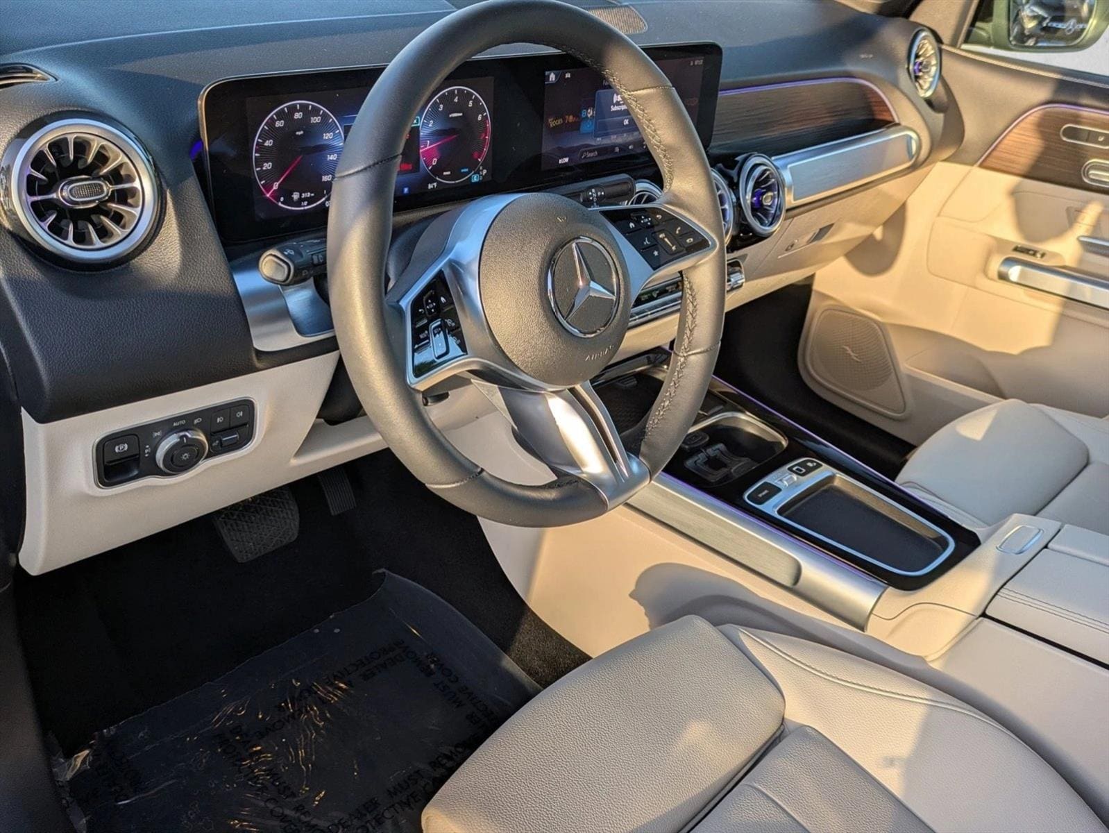 2026 Mercedes-Benz GLB GLB 250 - Photo 10