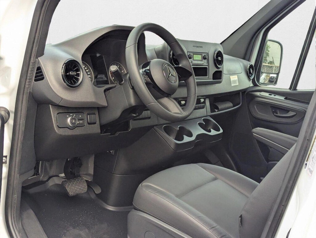 New 2025 Mercedes-Benz Sprinter Cargo Van 2500 Standard Roof I4 Diesel 144" RWD Van Cargo Van