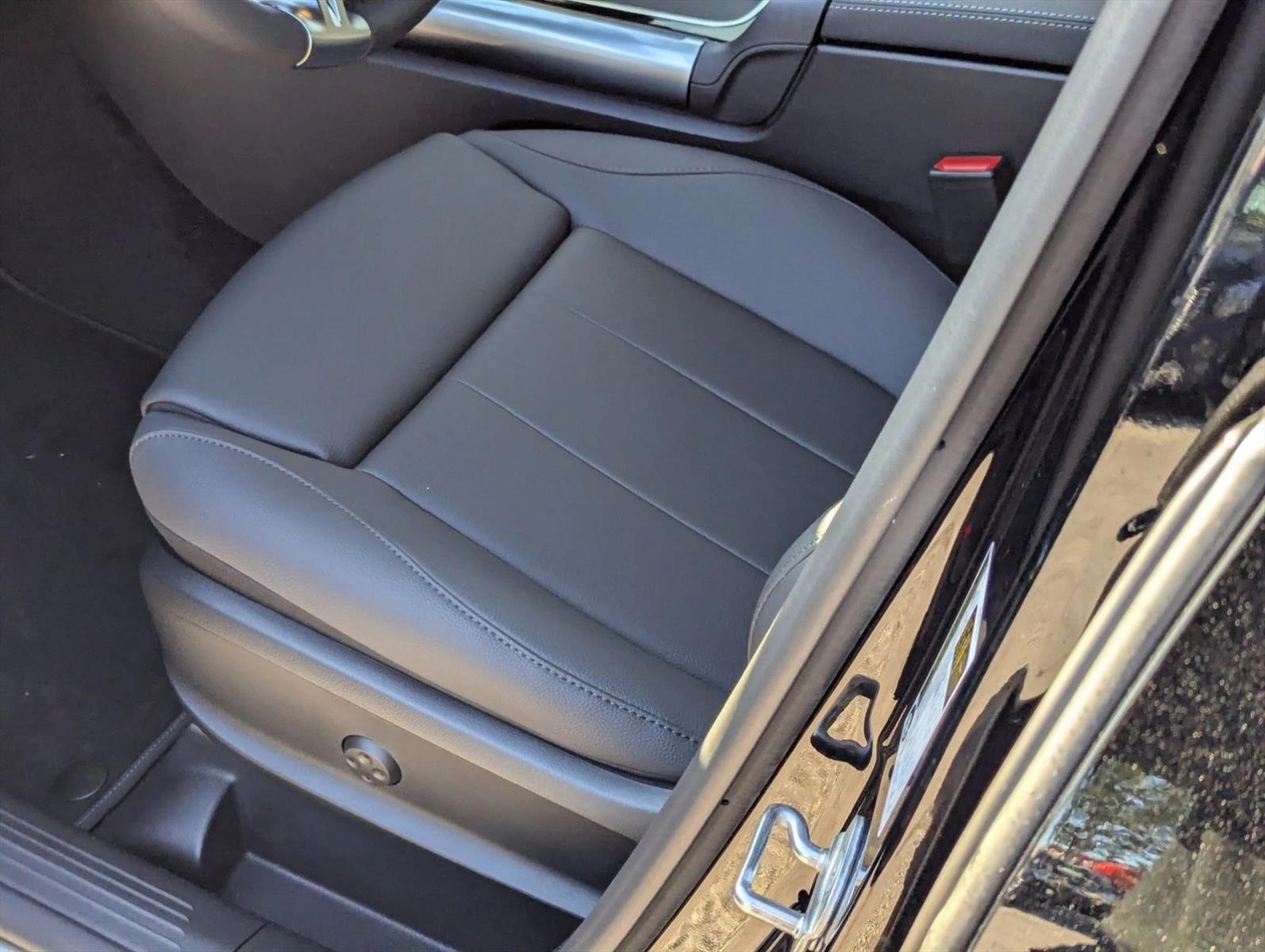 2026 Mercedes Benz GLA 250 photo 2