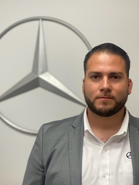 Staff member John De La Torre from ID_881998a6bb4a