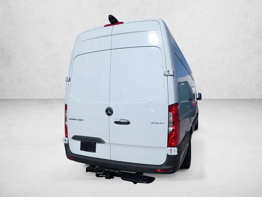 New 2026 Mercedes-Benz Sprinter Cargo Van 2500 High Roof I4 Diesel HO 170" RWD Van Cargo Van