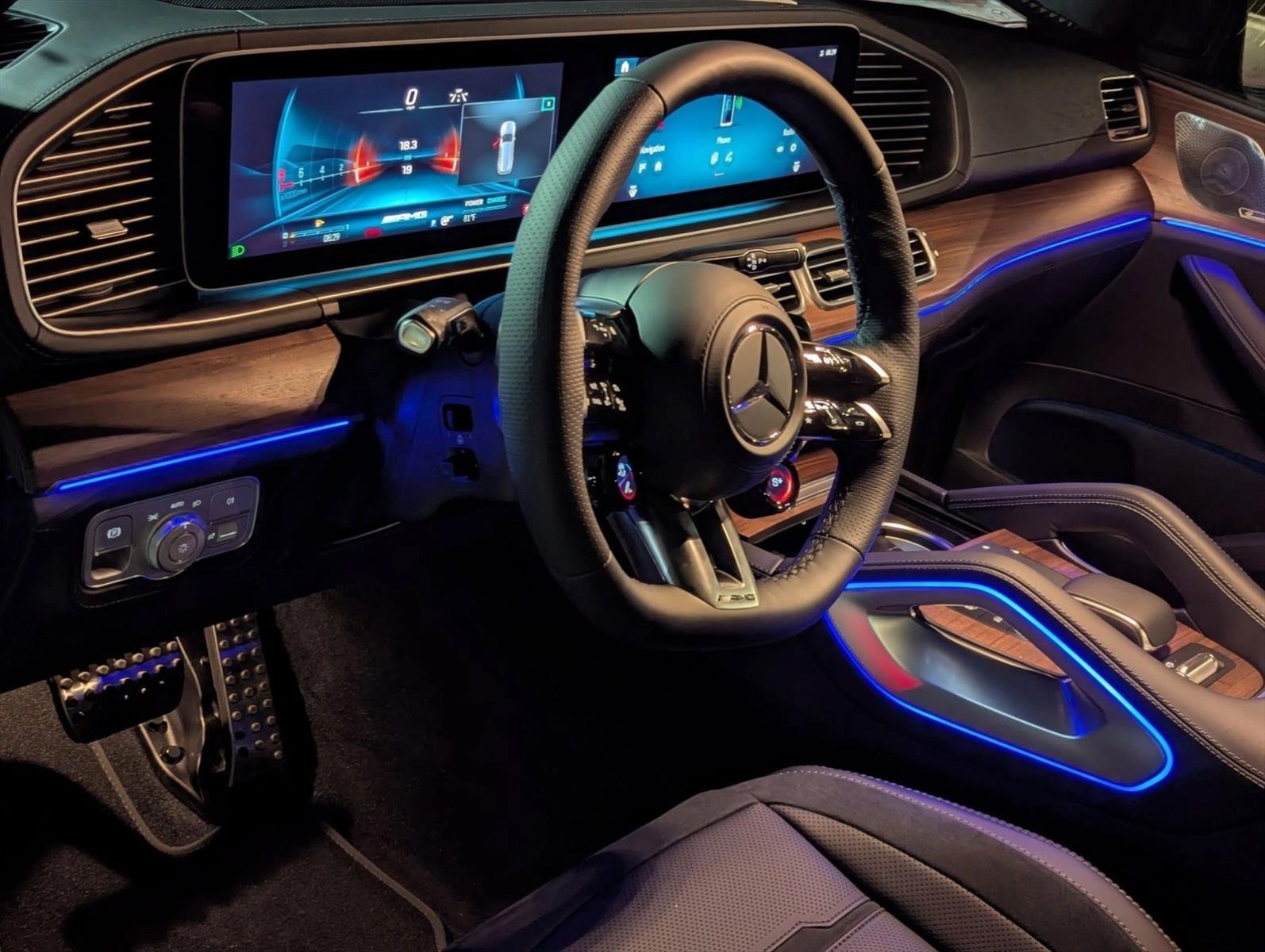 2026 Mercedes Benz GLS AMG 63 4MATIC photo 2