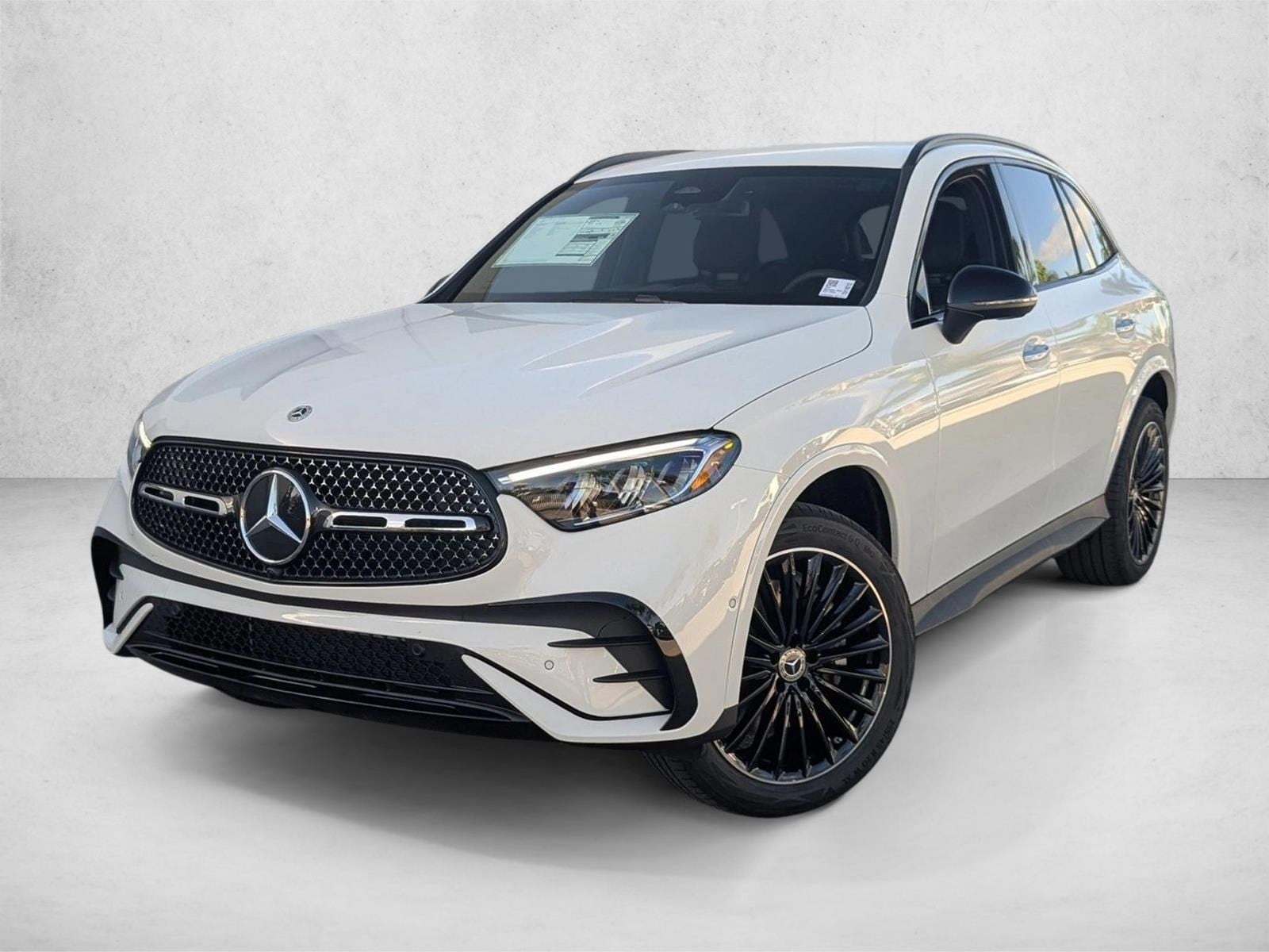 2026 Mercedes-Benz GLC Base's photo