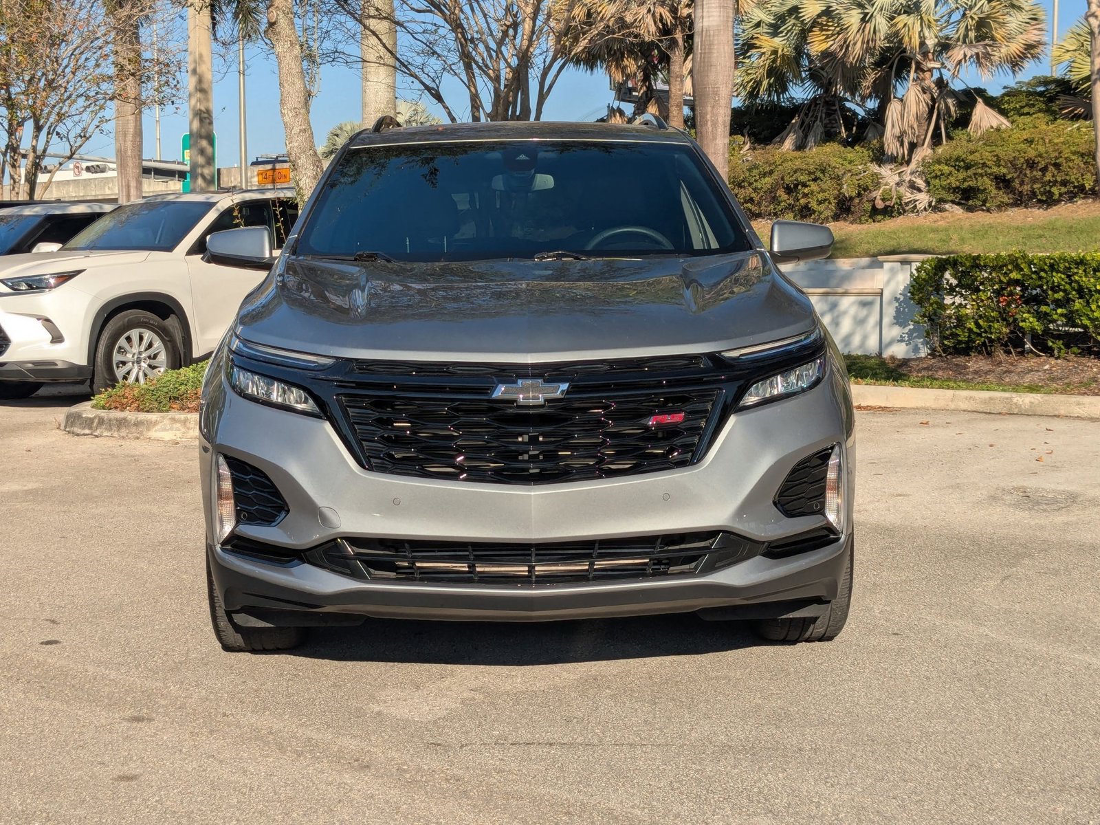 2024 Chevrolet Equinox RS photo 2