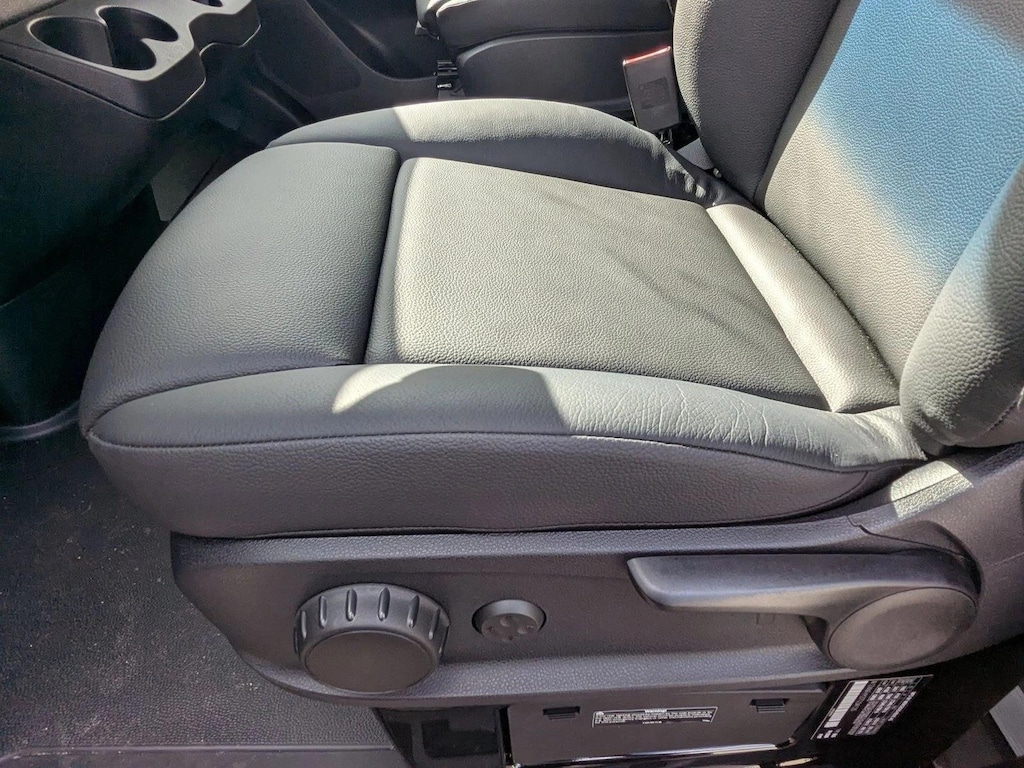 New 2026 Mercedes-Benz Sprinter Passenger Van 2500 Standard Roof I4 Diesel HO 144" RWD Van Passenger Van