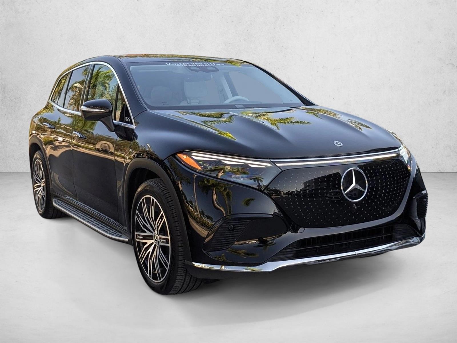 2023 Mercedes Benz EQS SUV 450 4MATIC photo 3