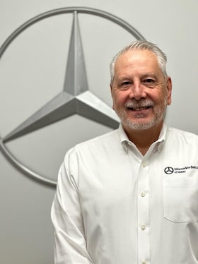 Staff member Fernando Lopez-Varela from ID_881998a6bb4a