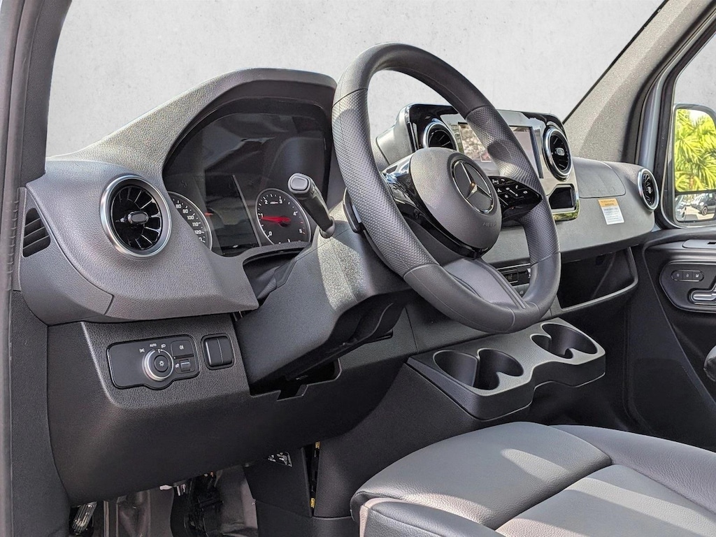 New 2026 Mercedes-Benz Sprinter Cargo Van 2500 Standard Roof I4 Diesel 144" RWD Van Cargo Van