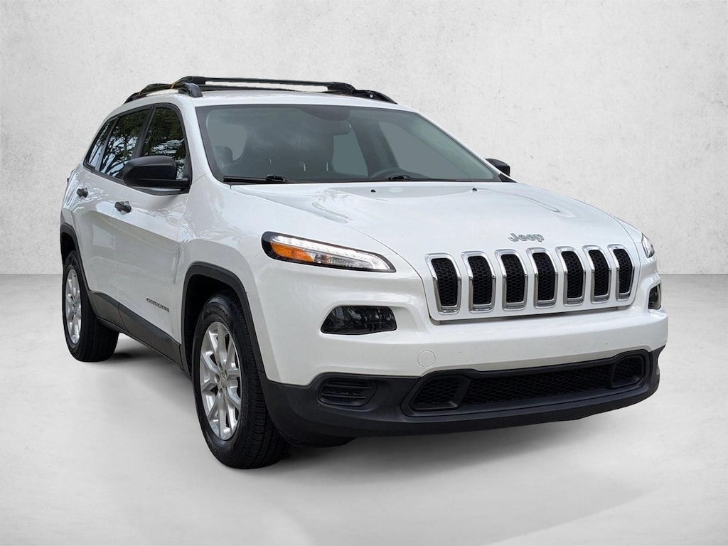 Used 2015 Jeep Cherokee Sport FWD SUV