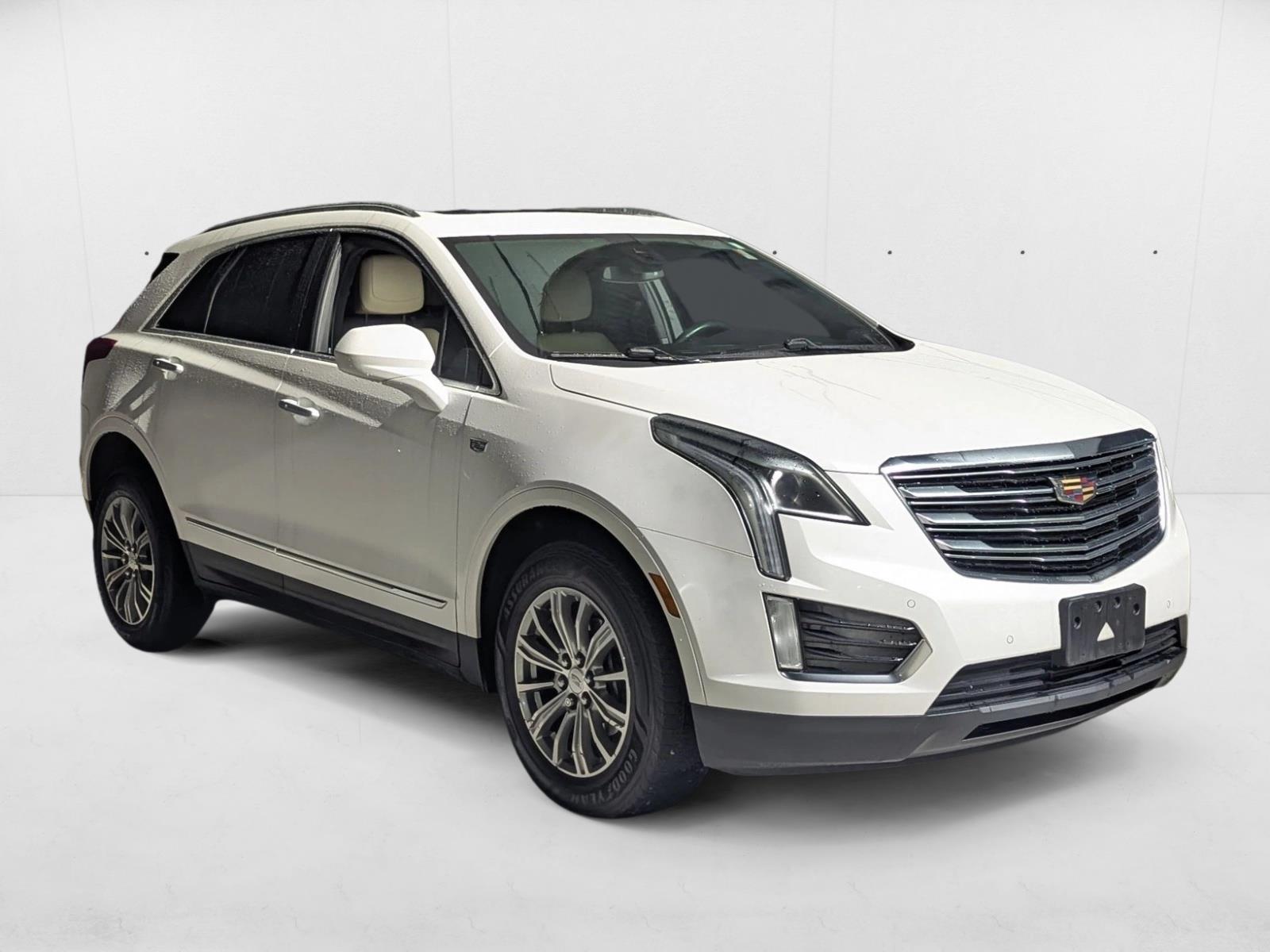 2018 Cadillac XT5 Luxury photo 3