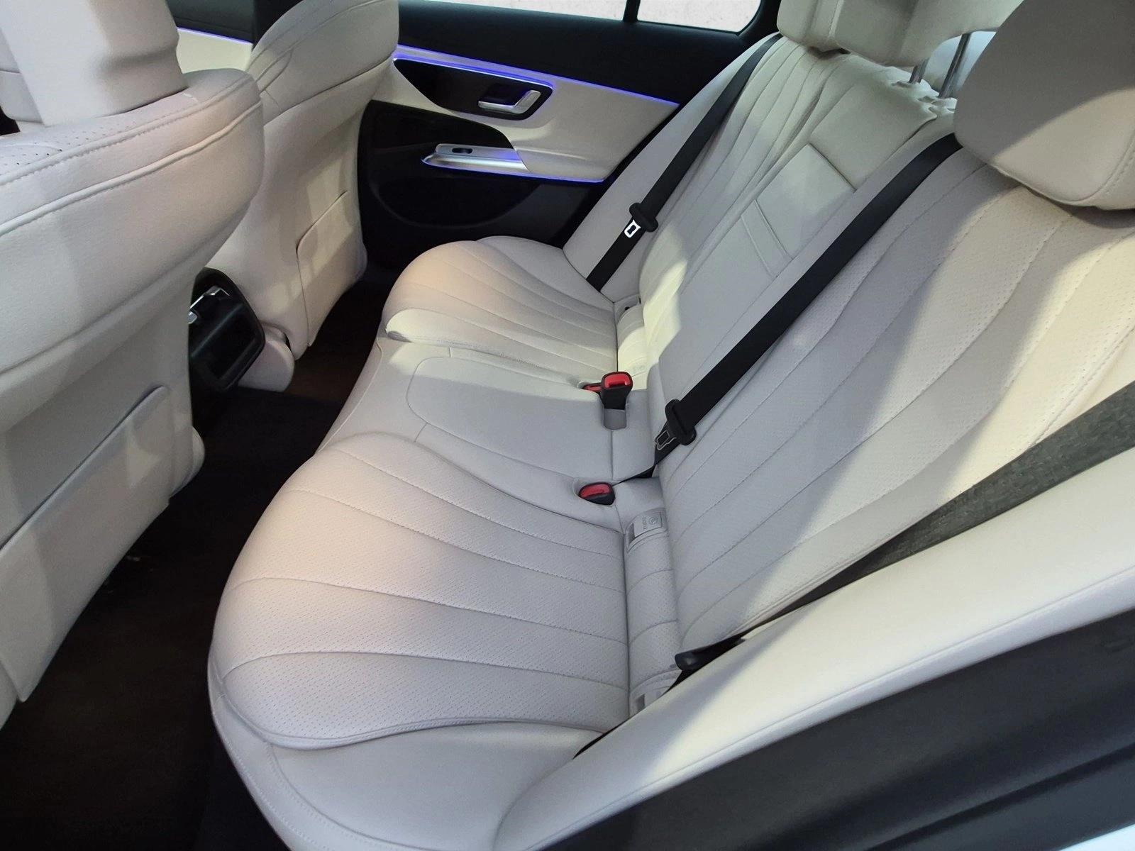 2026 Mercedes-Benz E-Class E350 - Photo 20