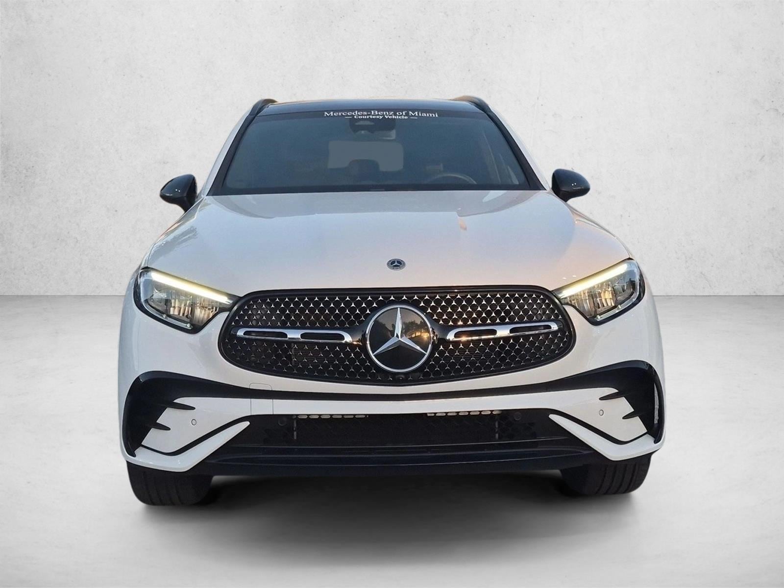 2026 Mercedes-Benz GLC Base - Photo 2