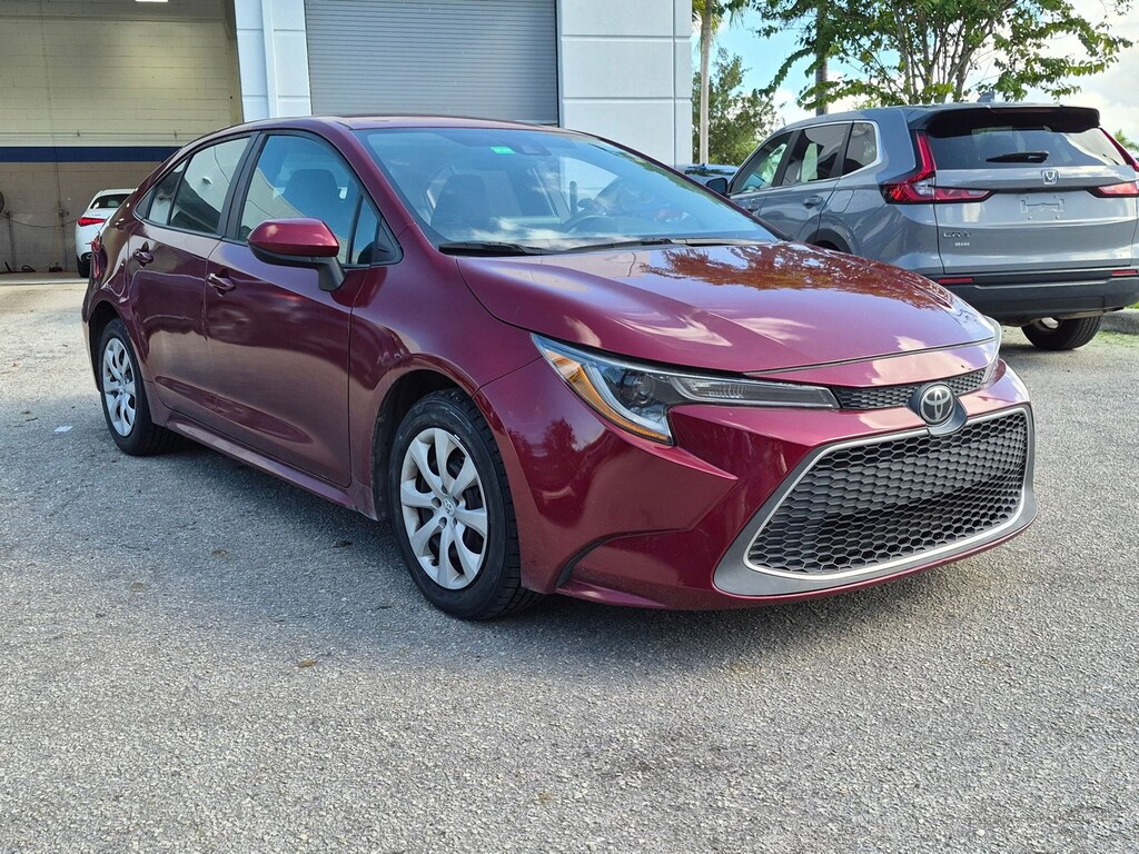 Used 2022 Toyota Corolla LE Sedan