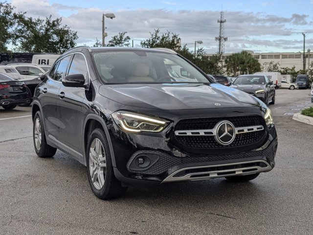 2022 Mercedes Benz GLA 250 photo 3