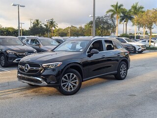 2025 Mercedes-Benz GLC 300