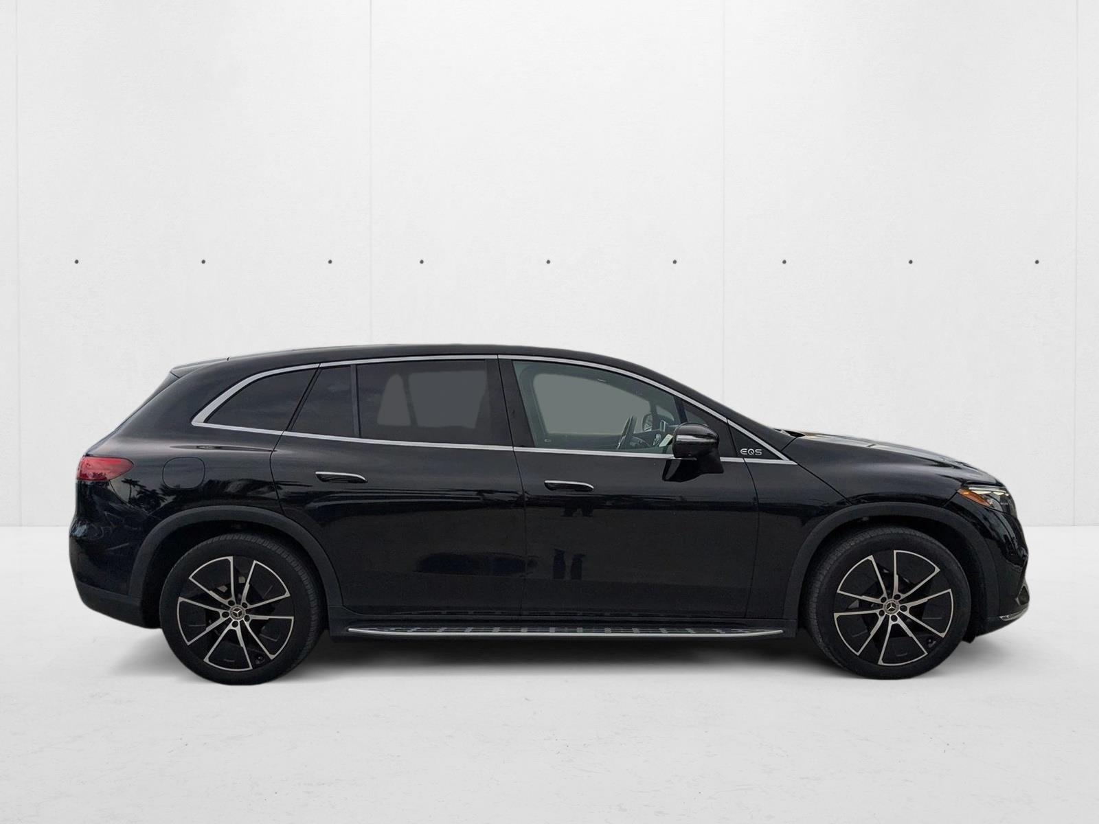 2023 Mercedes Benz EQS SUV 450 photo 4