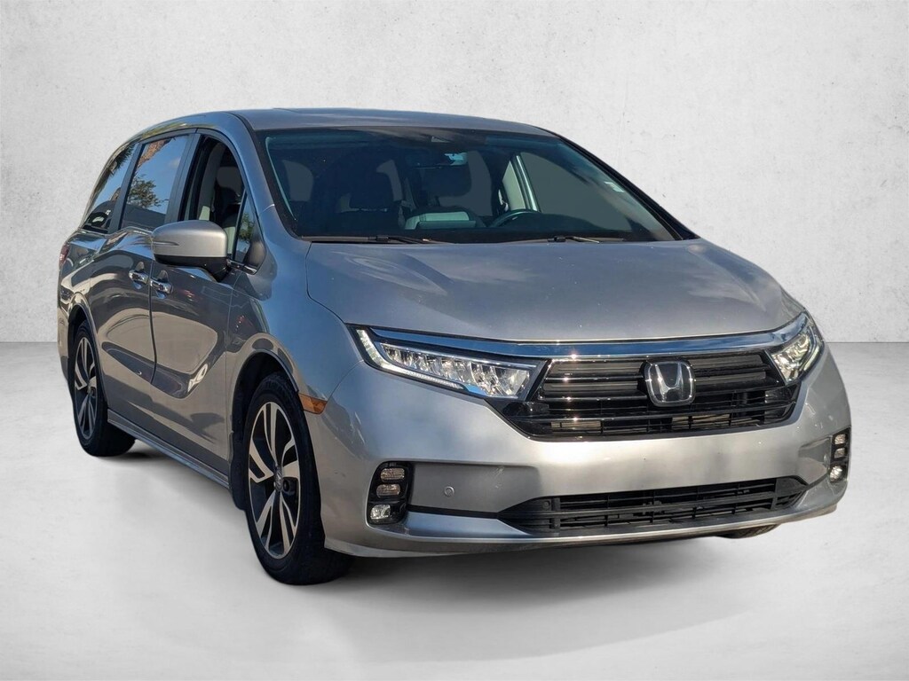 Used 2023 Honda Odyssey Touring Van