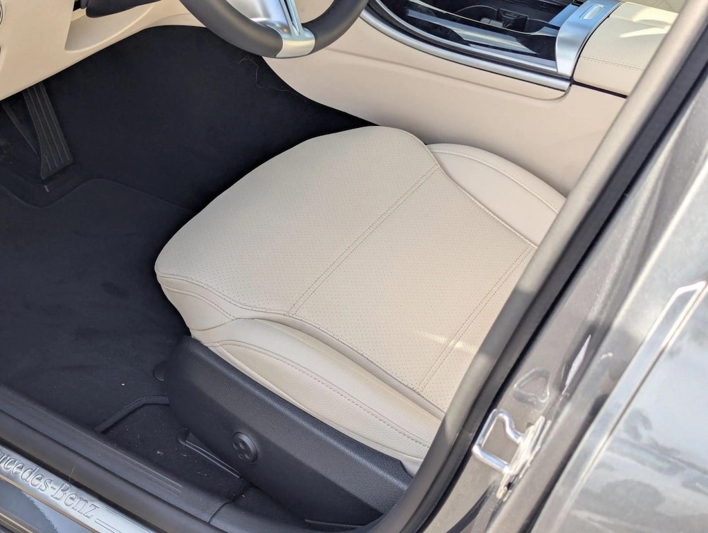 Used 2025 Mercedes-Benz