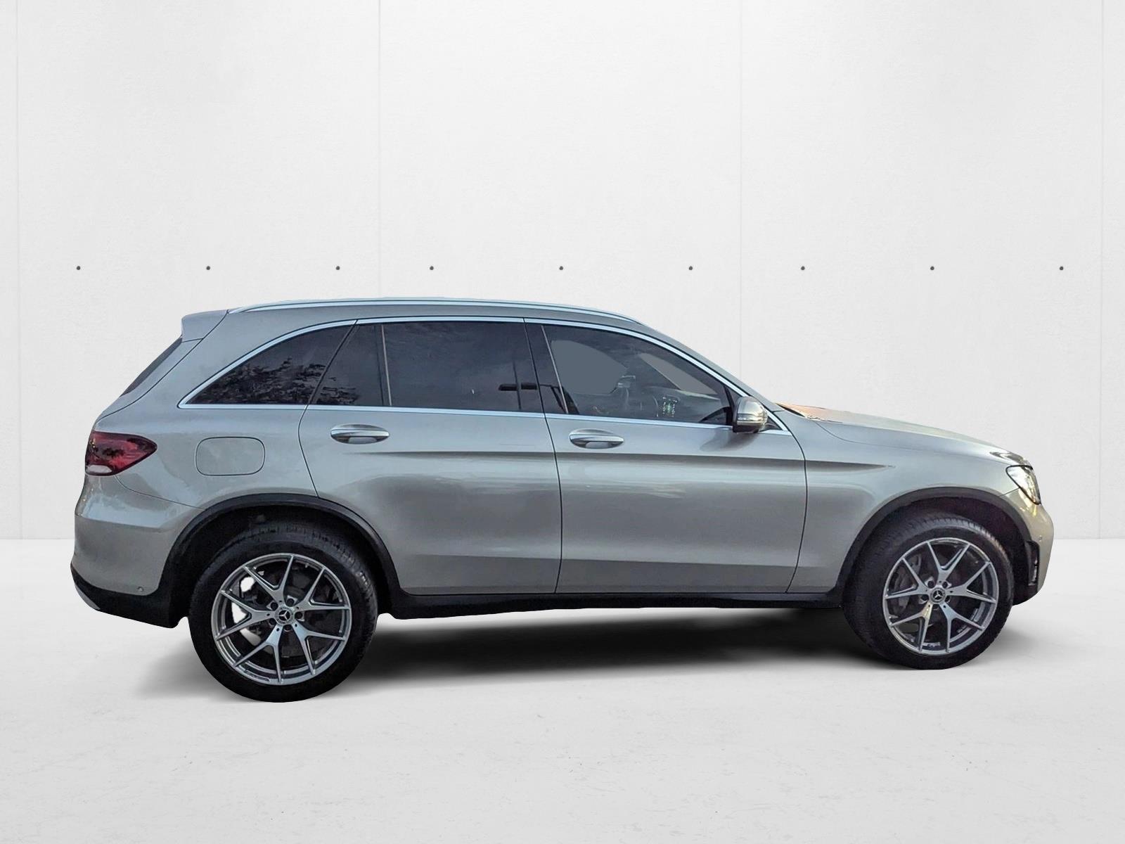 2021 Mercedes Benz GLC 300 4MATIC photo 4