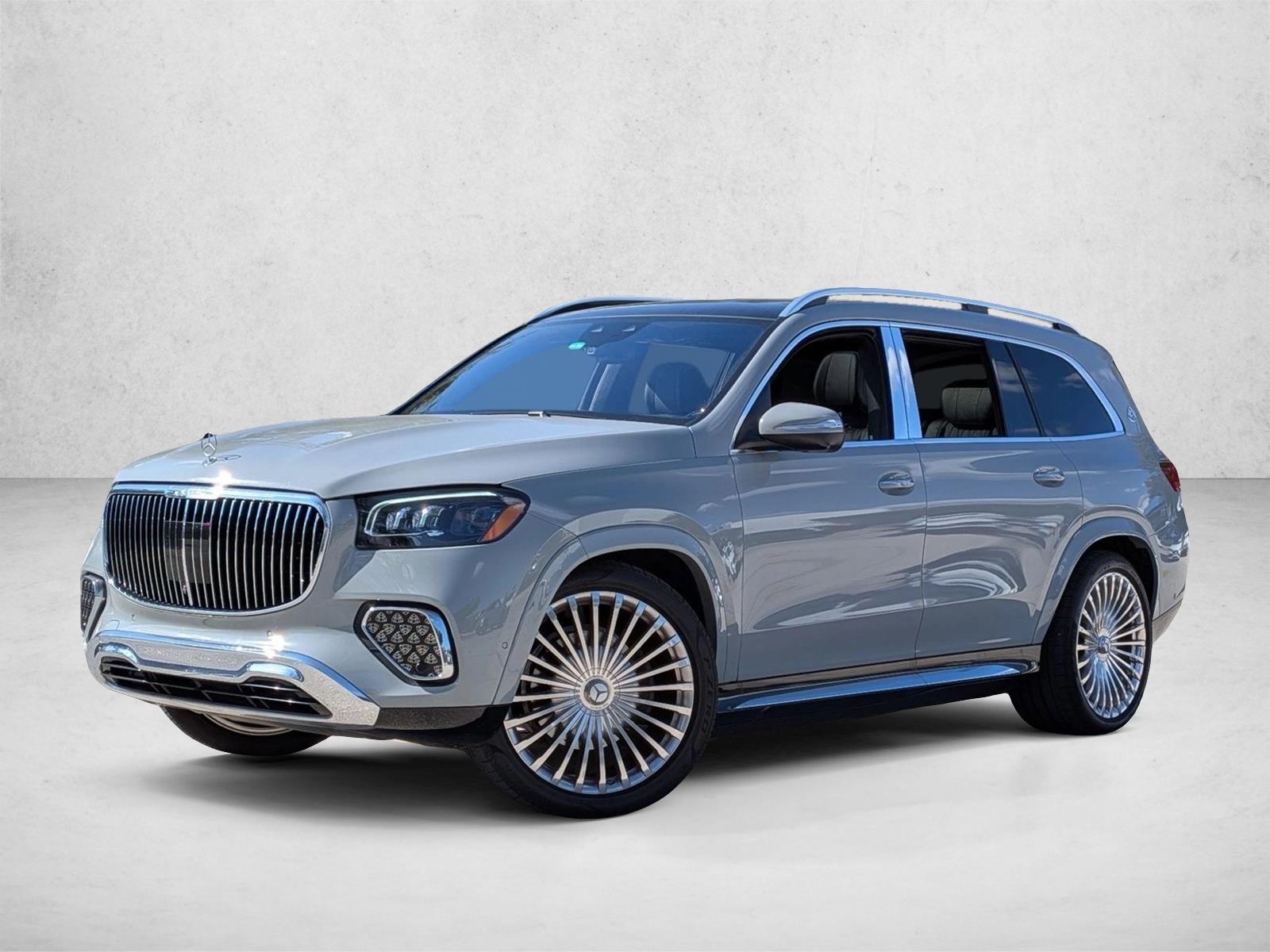 2024 Mercedes-Benz GLS Maybach GLS 600's photo