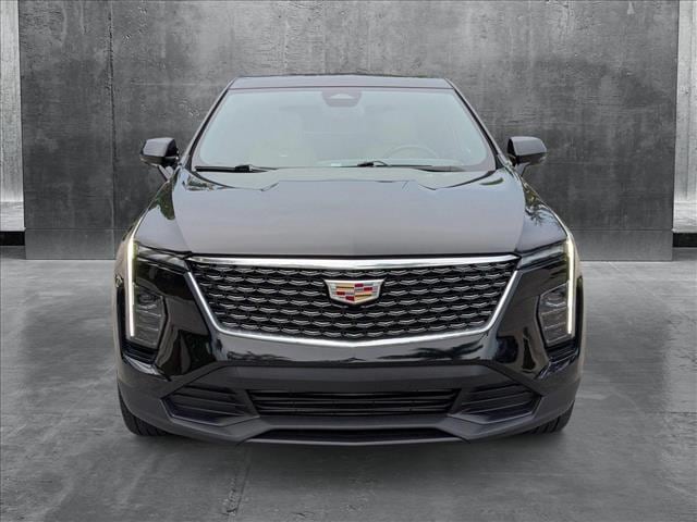 Used 2024 Cadillac XT4 Luxury with VIN 1GYAZAR43RF102323 for sale in Miami, FL