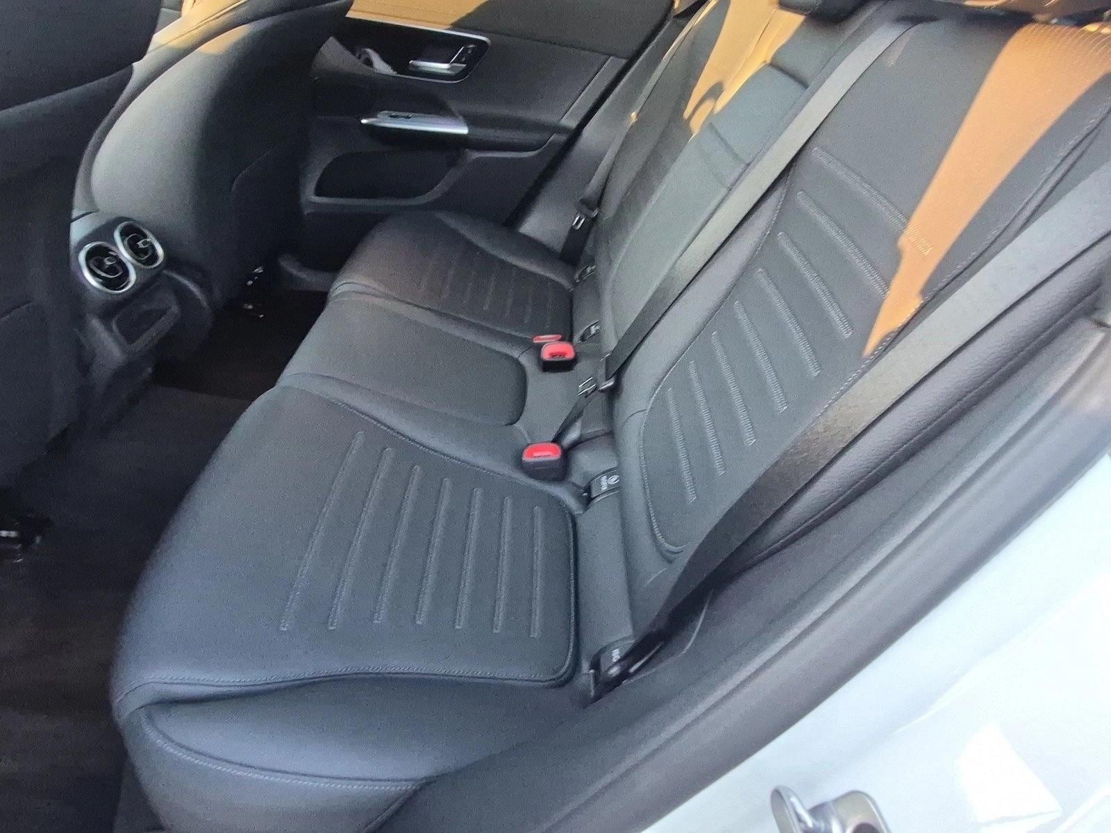 2026 Mercedes-Benz GLC Base - Photo 19