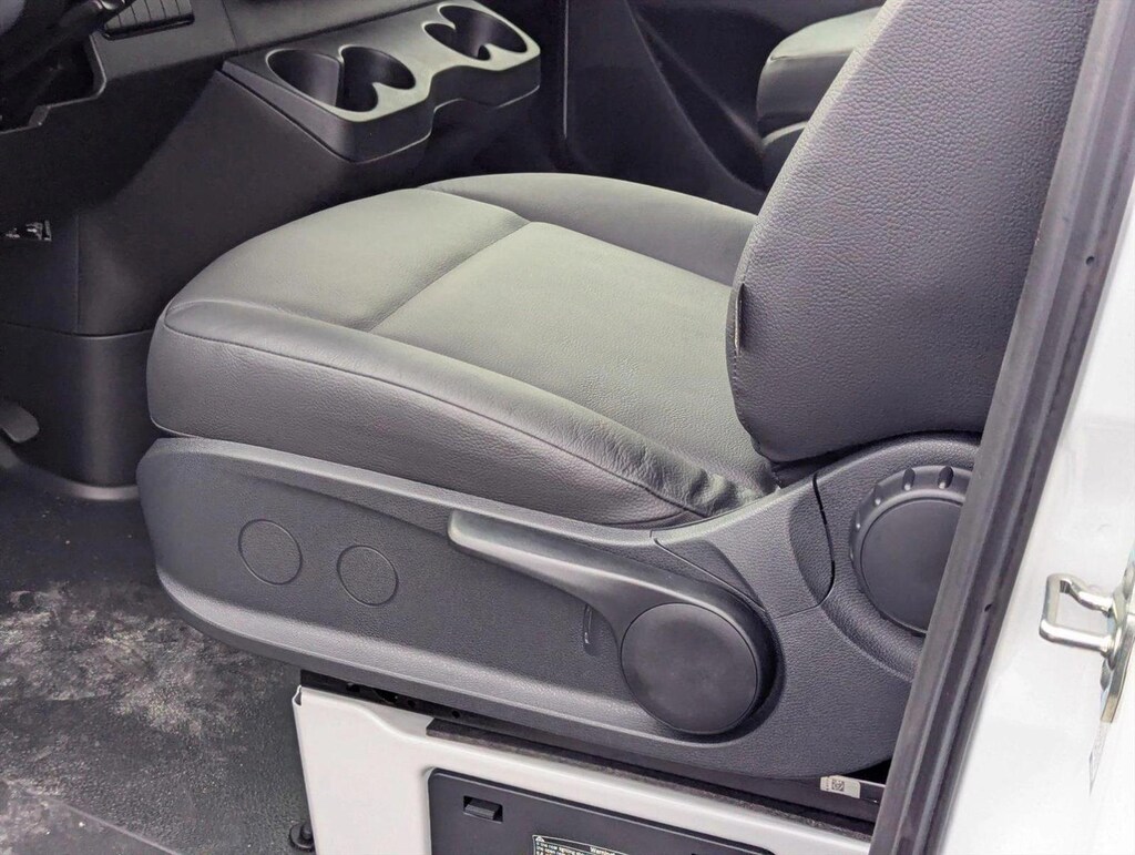 New 2025 Mercedes-Benz Sprinter Cargo Van 2500 Standard Roof I4 Diesel 144" RWD Van Cargo Van