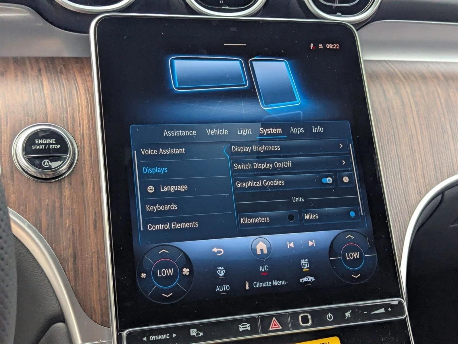 2026 Mercedes-Benz GLC Base - Photo 11