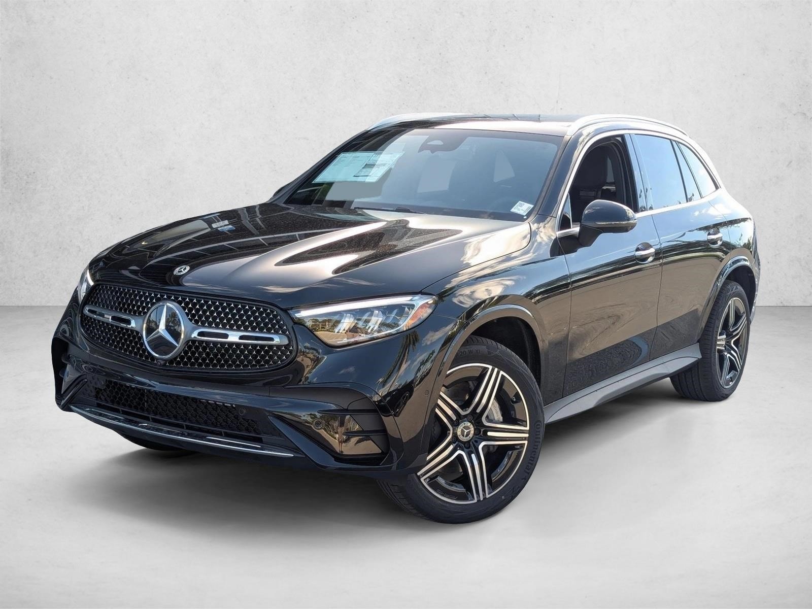 2026 Mercedes-Benz GLC Base's photo