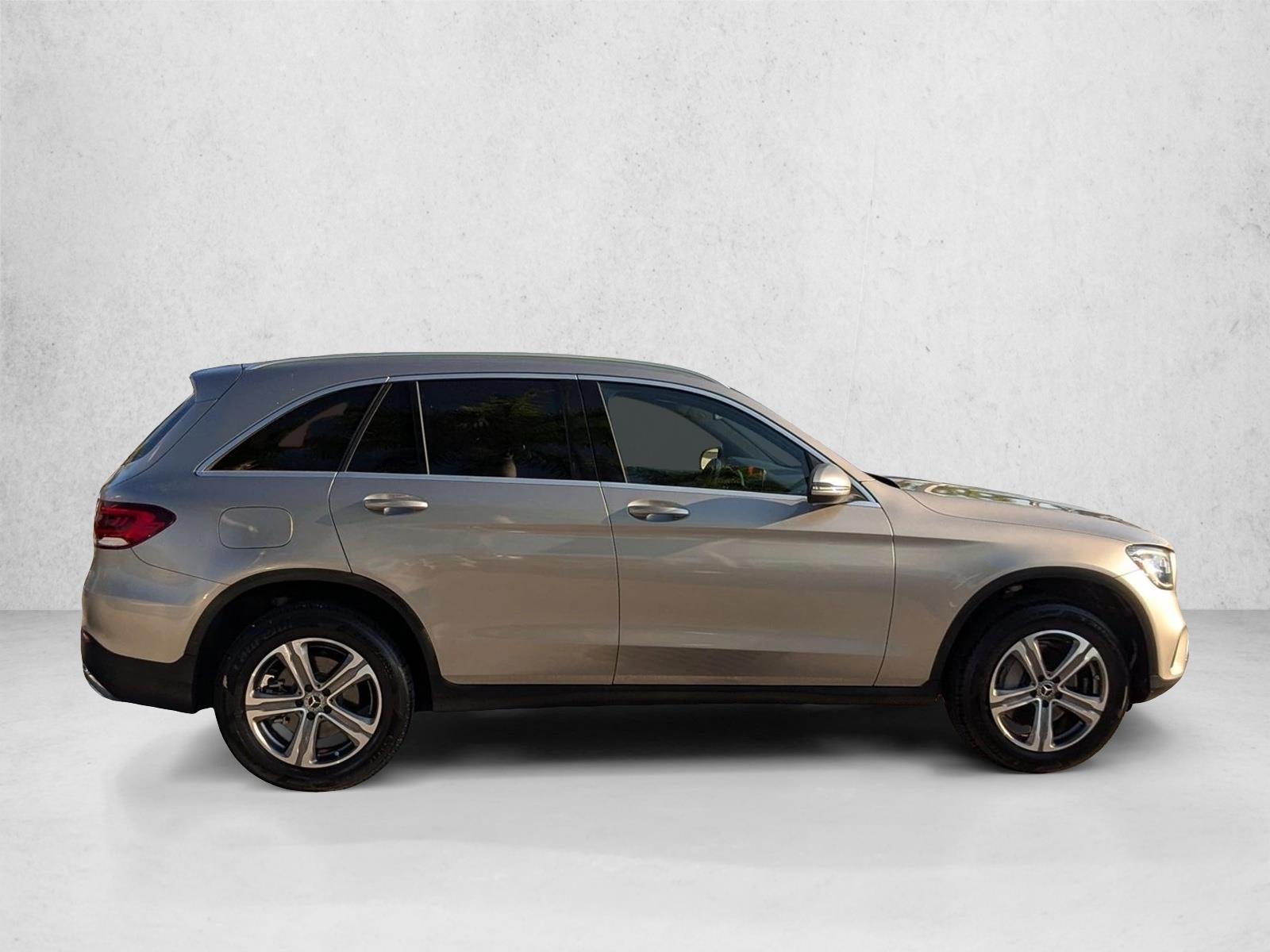 2020 Mercedes Benz GLC 300 photo 2