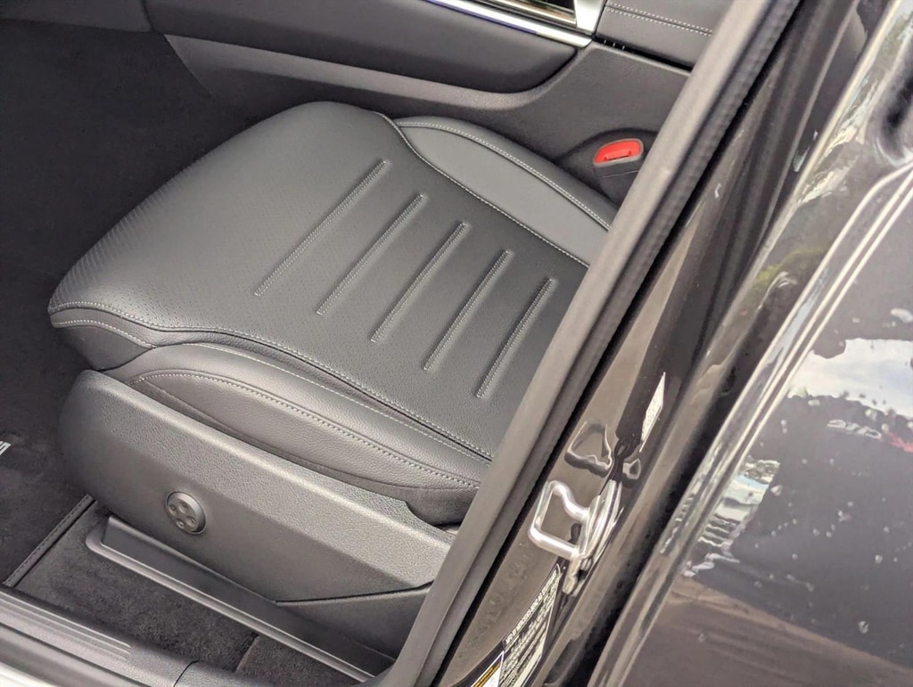 Used 2026 Mercedes-Benz GLC 4MATIC SUV