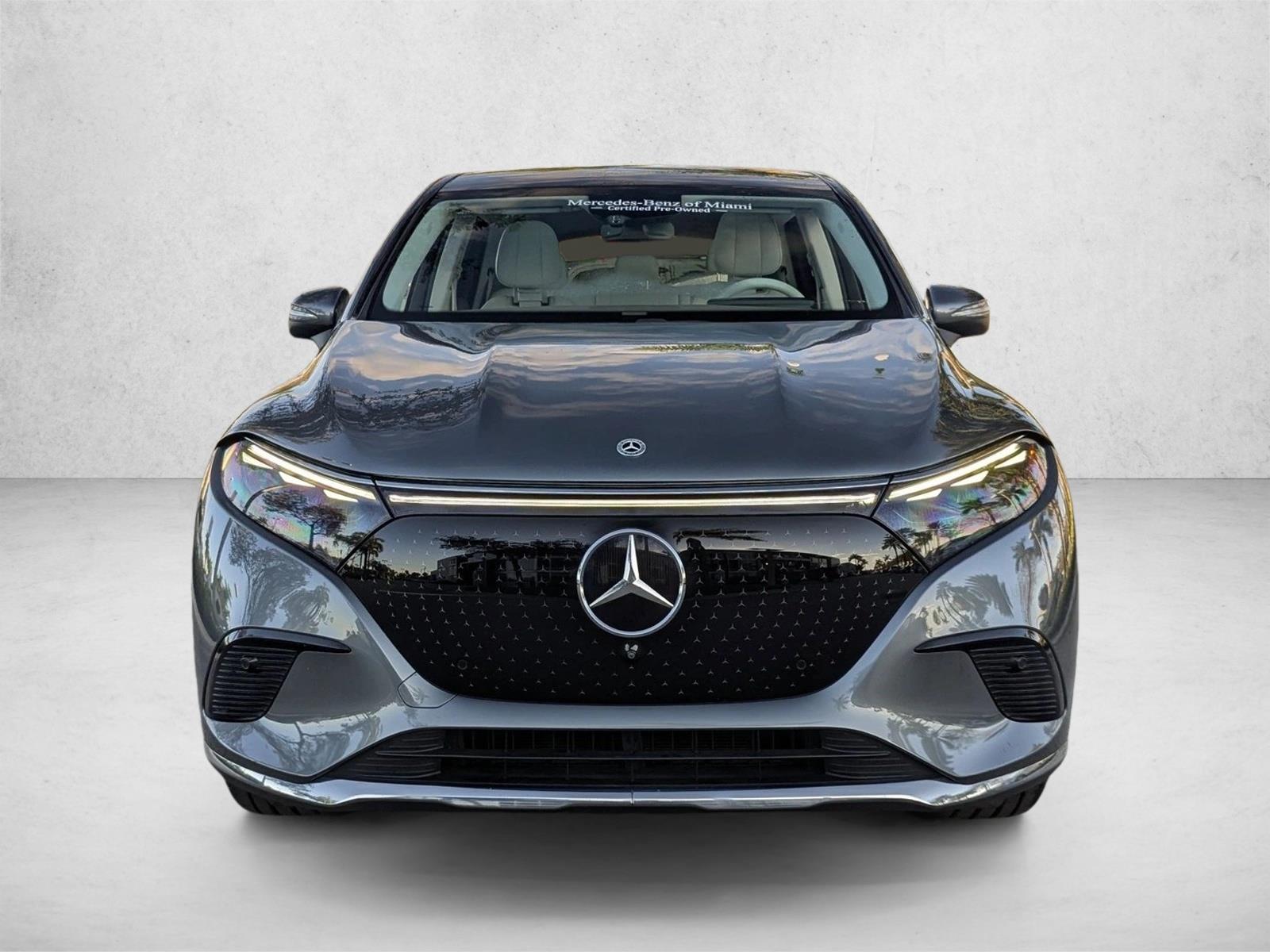 2023 Mercedes Benz EQS SUV 450 photo 2