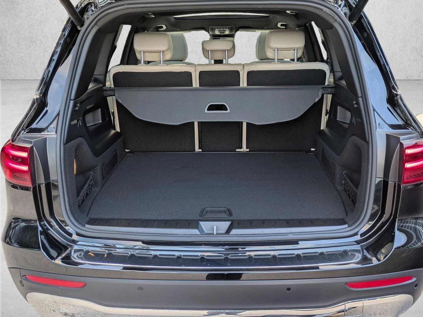 2026 Mercedes-Benz GLB GLB 250 - Photo 6