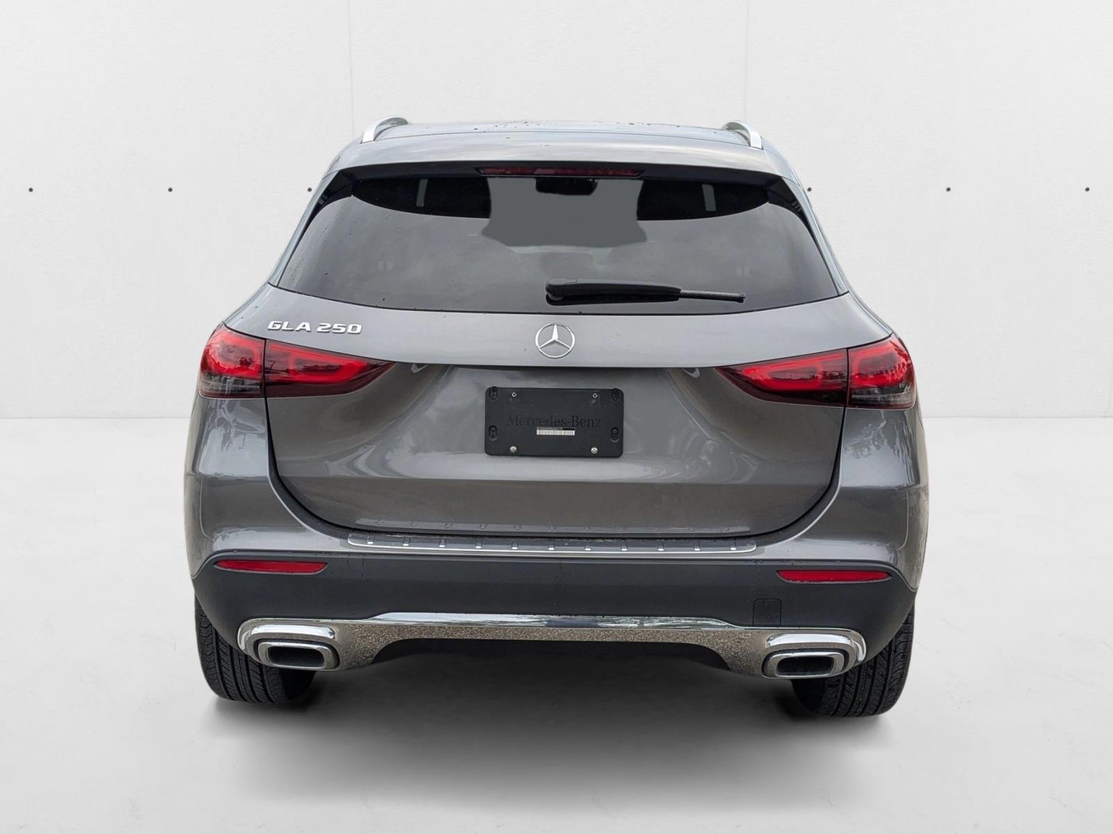 2022 Mercedes Benz GLA 250 photo 3
