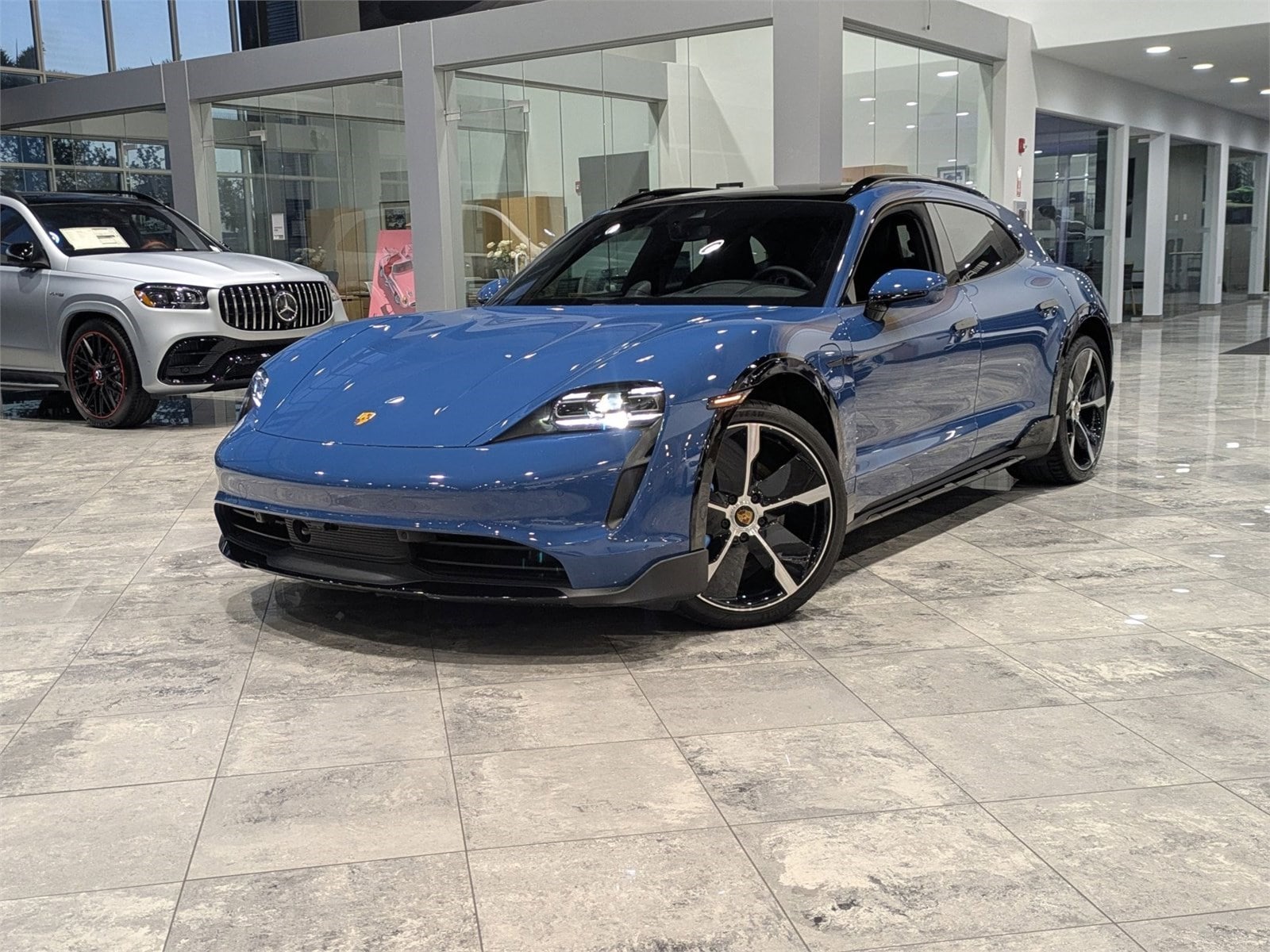2022 Porsche Taycan Base