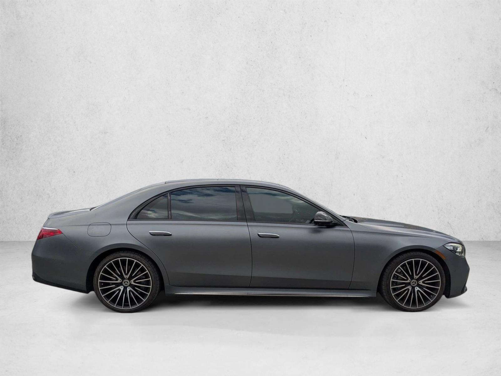 2023 Mercedes Benz S 580 4MATIC photo 4