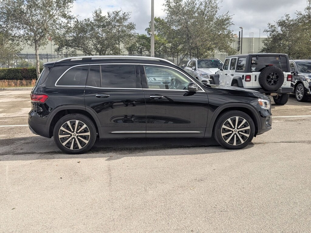Certified 2023 Mercedes-Benz GLB 4MATIC SUV