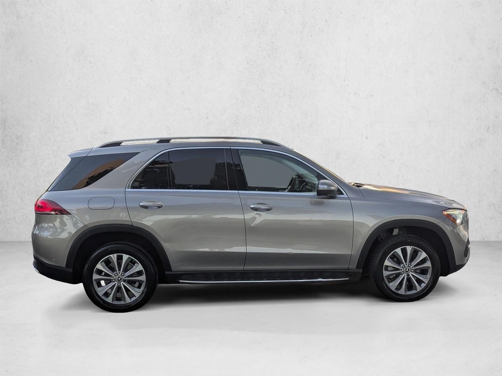 2022 Mercedes Benz GLE 350 4MATIC photo 3