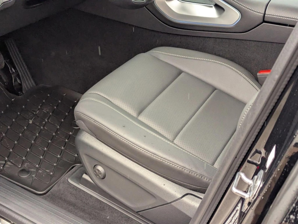 Used 2025 Mercedes-Benz