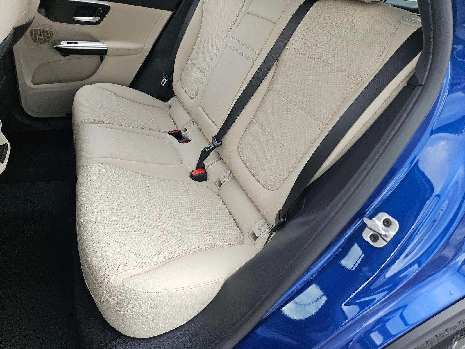 2026 Mercedes-Benz GLC Base - Photo 16