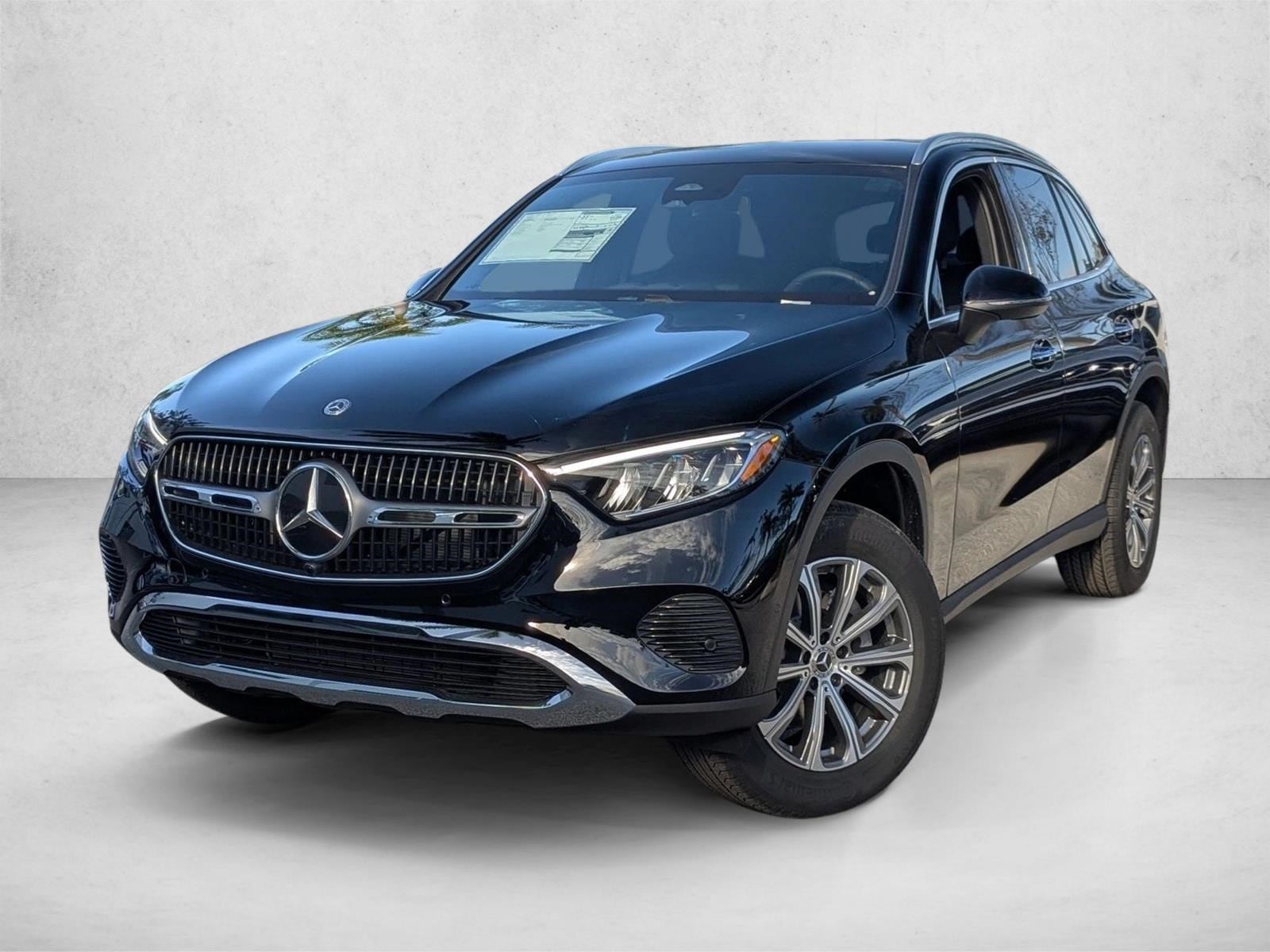 2026 Mercedes-Benz GLC Base's photo