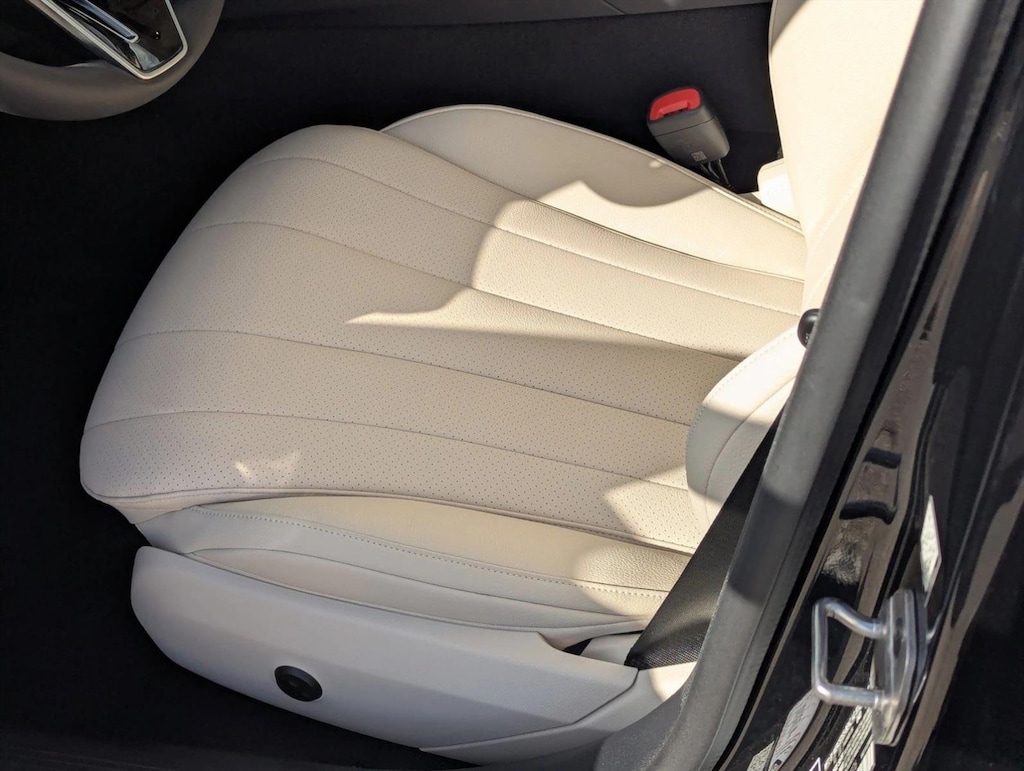 New 2026 Mercedes-Benz E-Class E 450 4MATIC ® Sedan Sedan